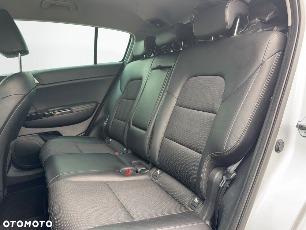 Kia Sportage - 14