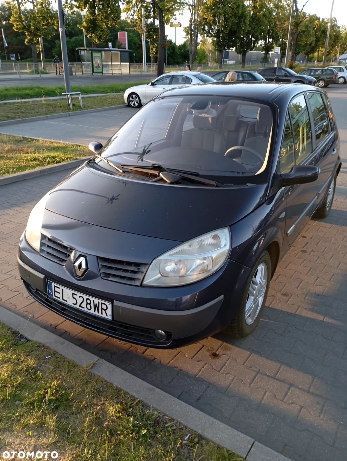 Renault Scenic 2.0 16V Luxe Privilege - 1