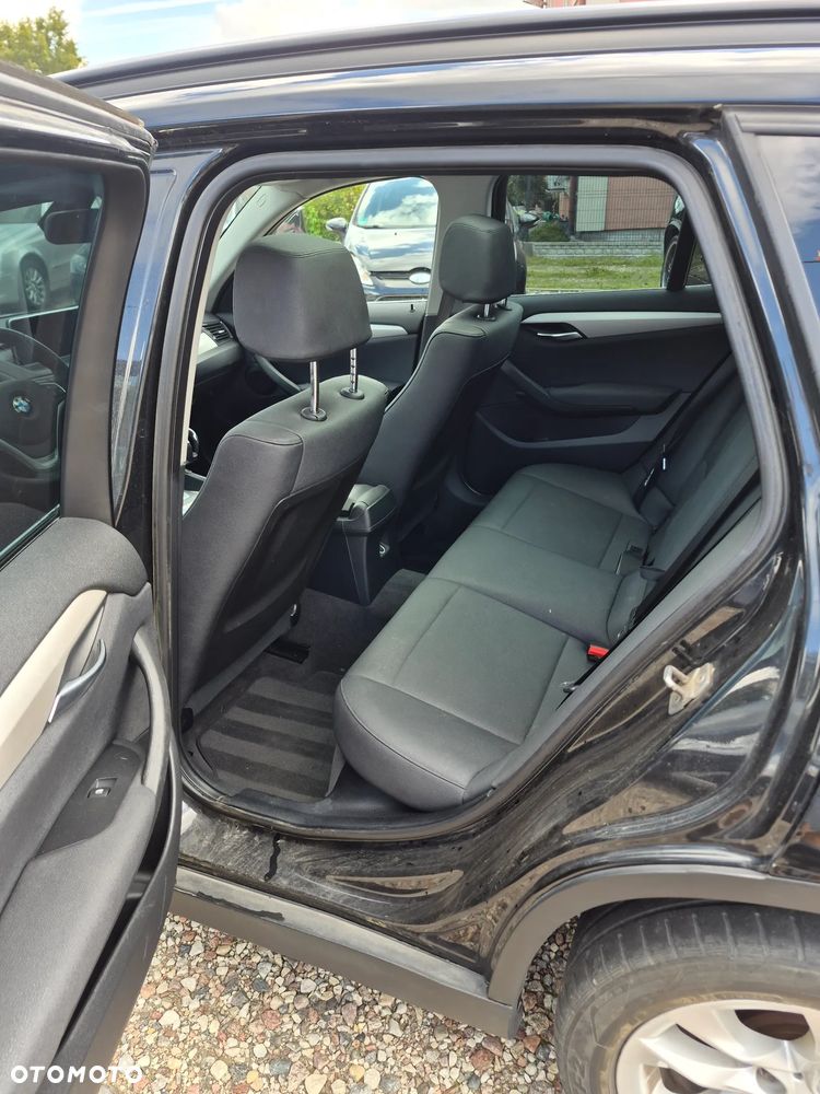 BMW X1 xDrive28i xLine - 11