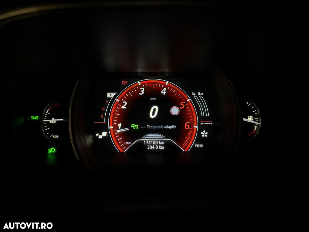 Renault Megane ENERGY dCi 165 EDC GT - 26