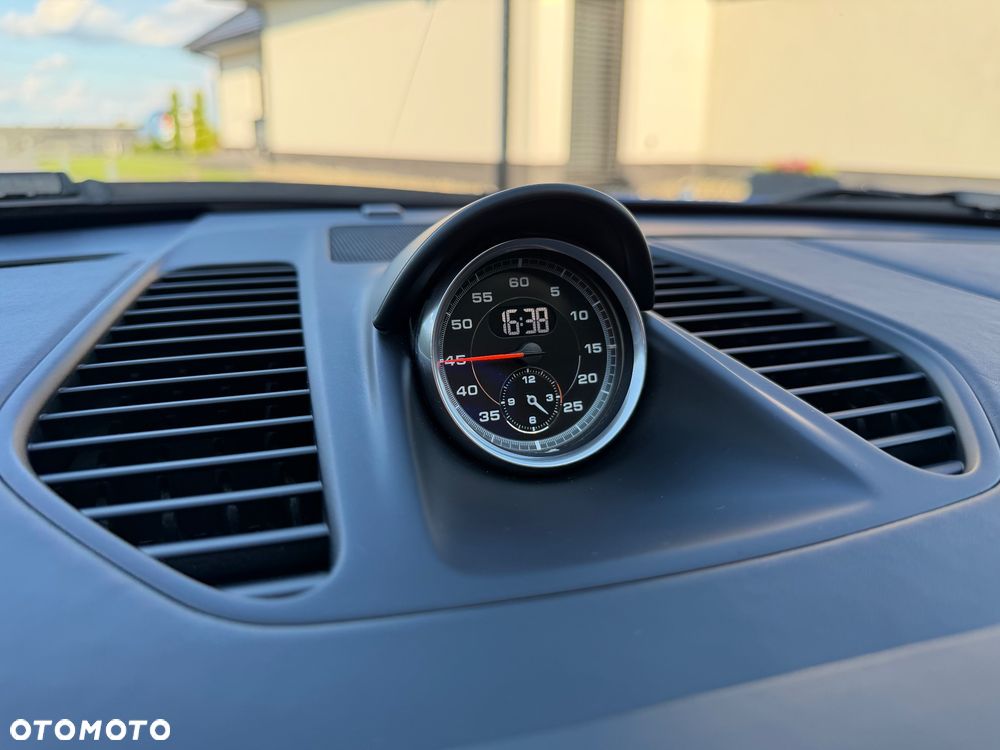 Porsche 911 Carrera 4S PDK - 26