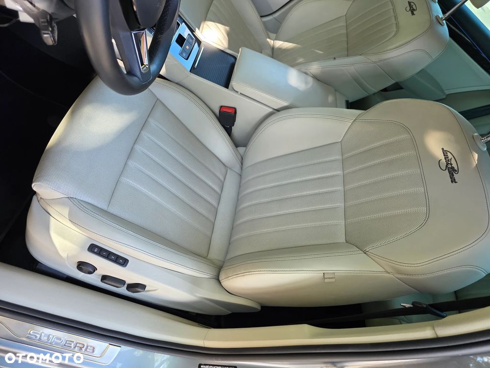 Skoda Superb 2.0 TSI 4x4 L&K DSG - 37