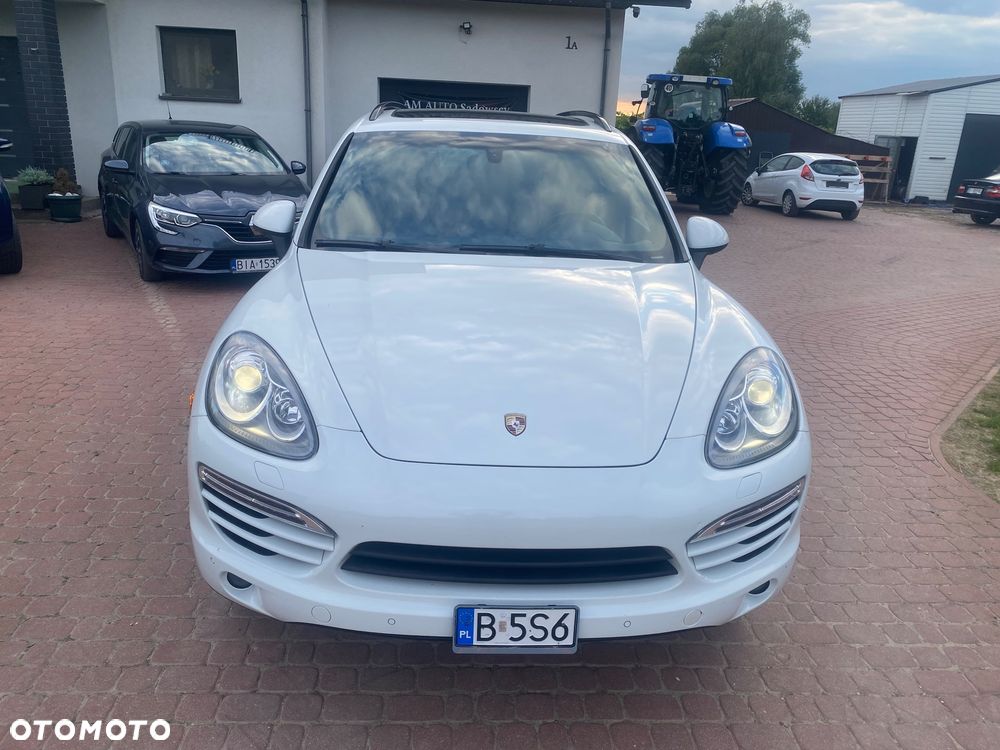 Porsche Cayenne - 23