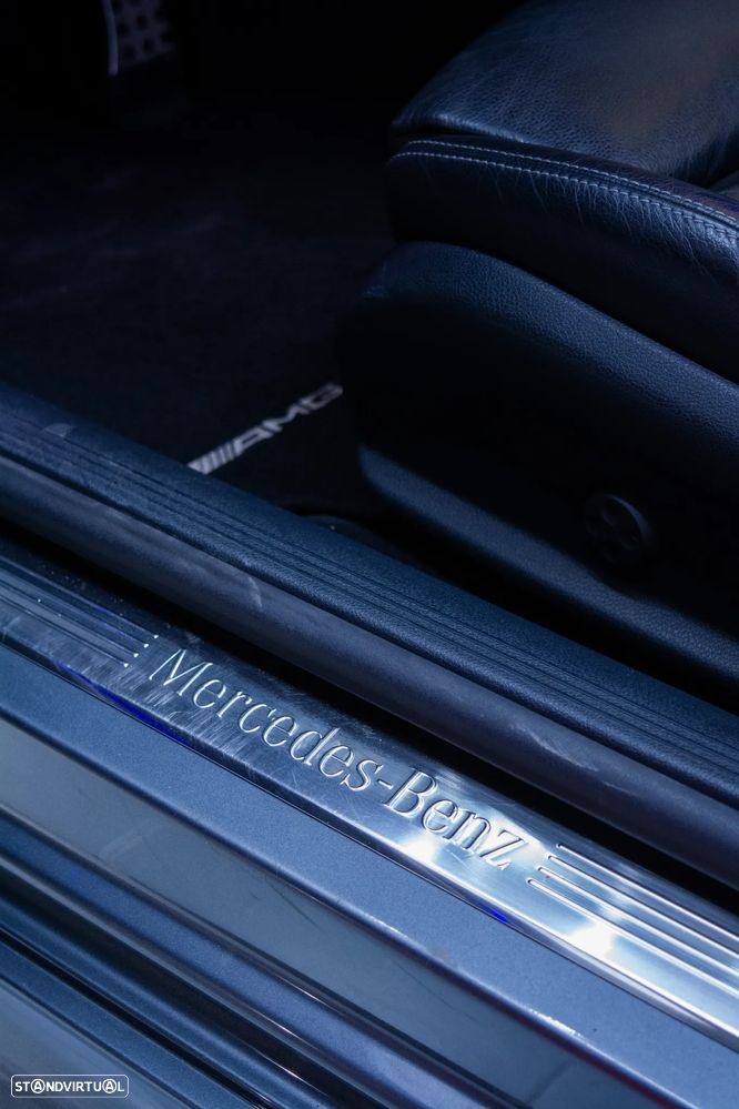 Mercedes-Benz E 220 d Coupe 9G-TRONIC Night Edition - 6