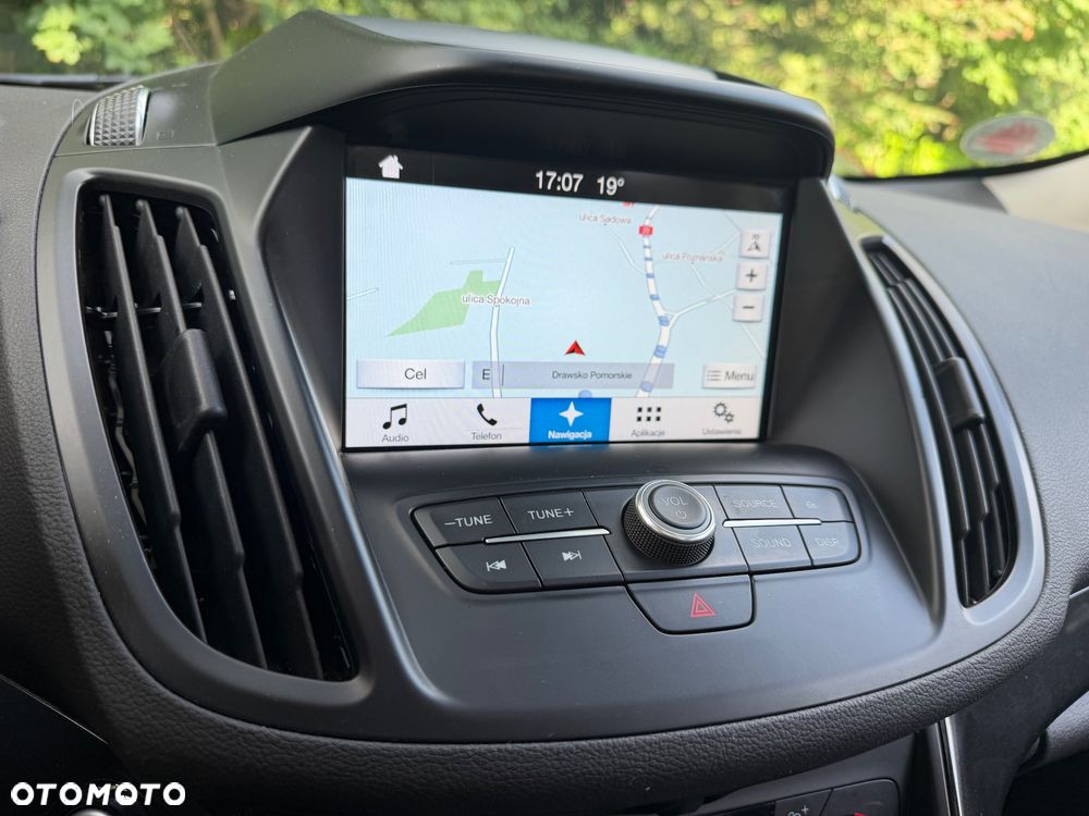 Ford Kuga 2.0 TDCi 4x4 Titanium - 24