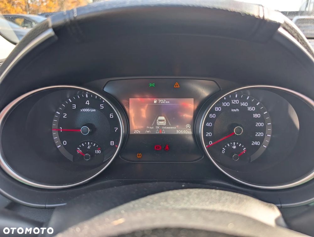 Kia Ceed 1.5 T-GDI M - 14