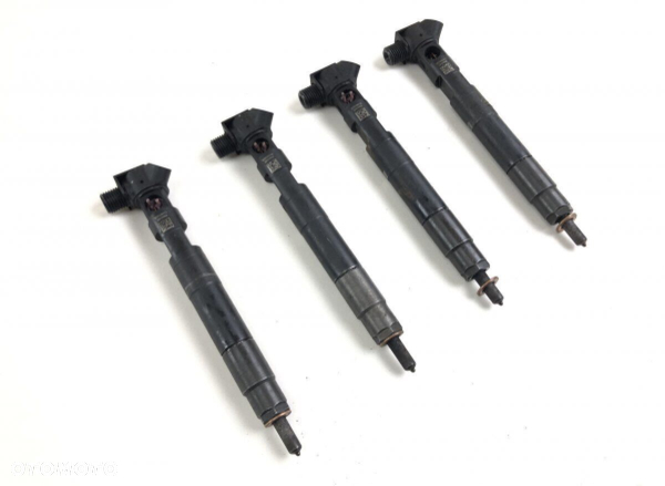 Wtryskiwacz Wtryski Jeep Mercedes C E CLS GLK Vito Sprinter 2.2 CDI