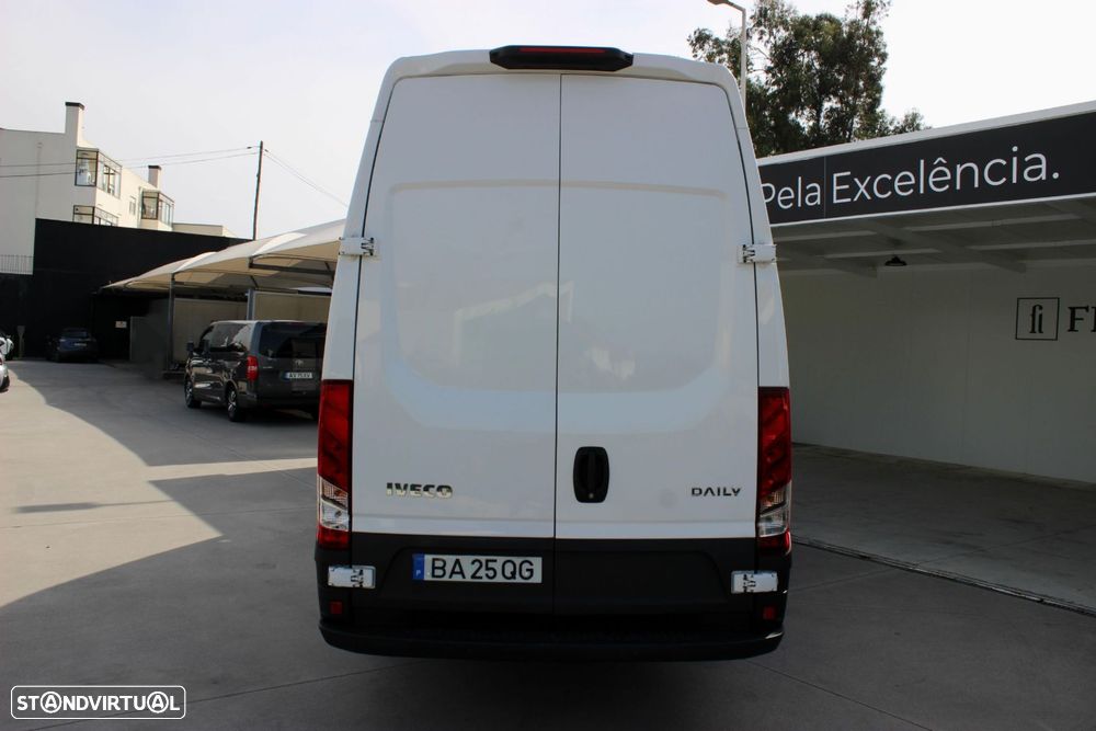 Iveco Daily 2.3 35S16 4100 CD - 11