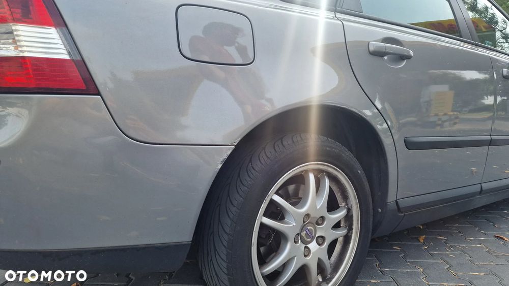 Volvo S40 1.8 - 17