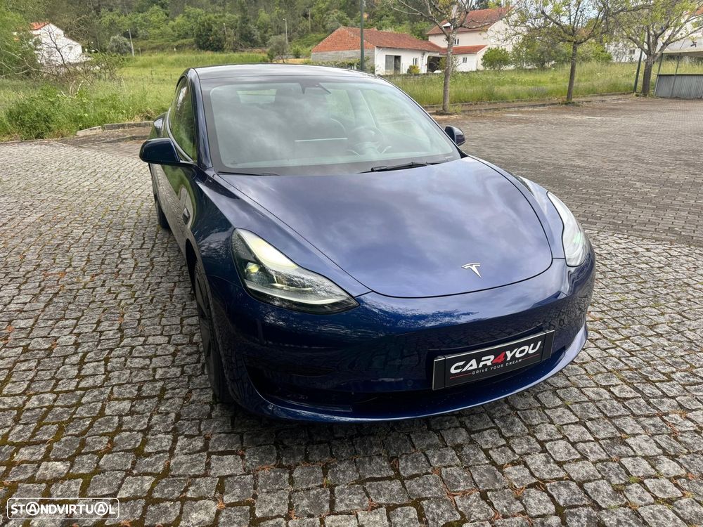 Tesla Model 3 - 8