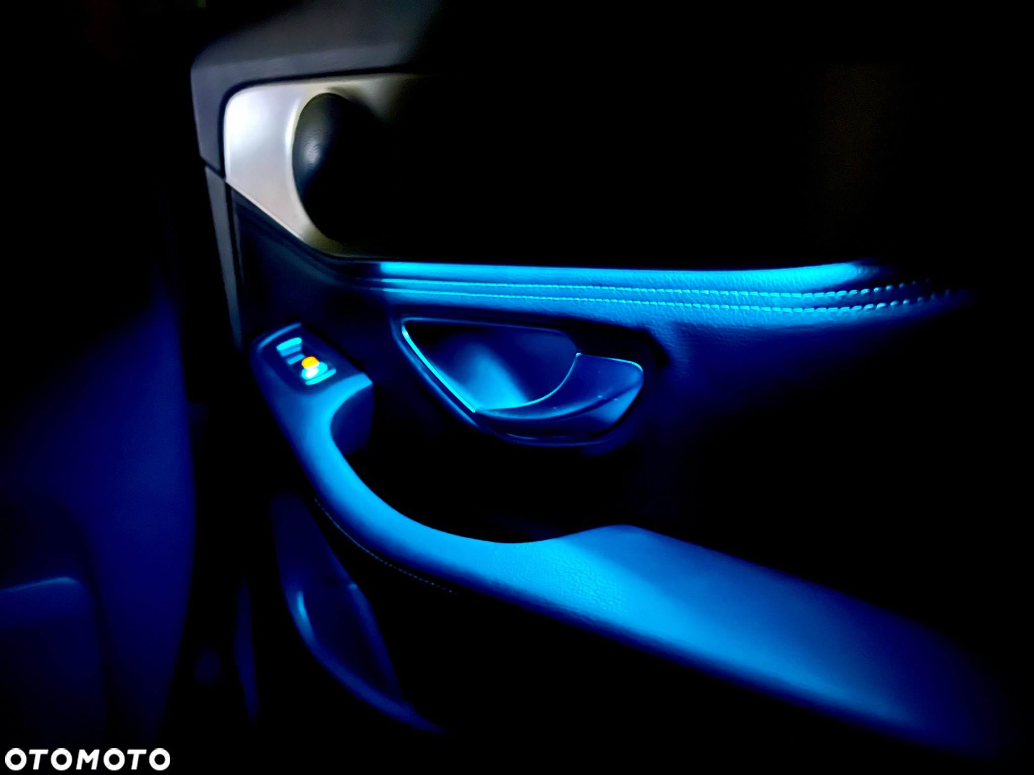 Mercedes-Benz Klasa C 200 (BlueTEC) d 7G-TRONIC - 19