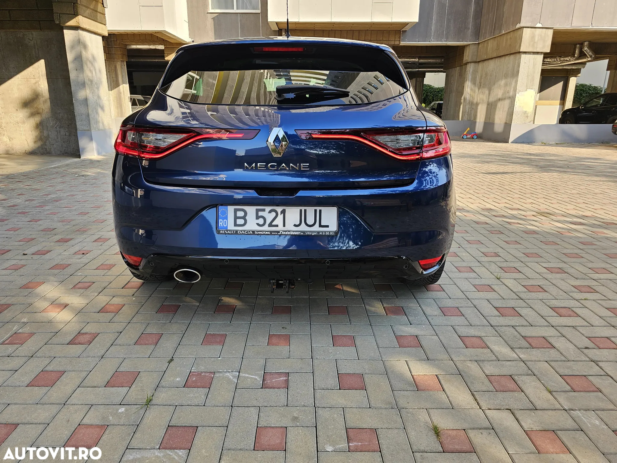 Renault Megane ENERGY dCi 165 EDC BOSE EDITION - 3