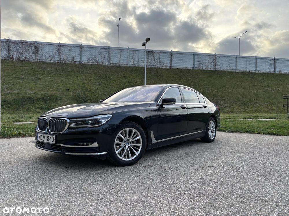 BMW Seria 7 750Li xDrive - 1