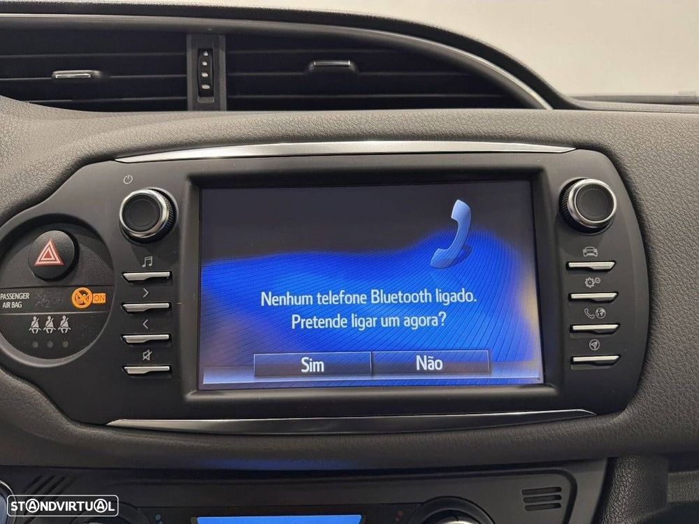 Toyota Yaris 1.5 HSD Exclusive - 16