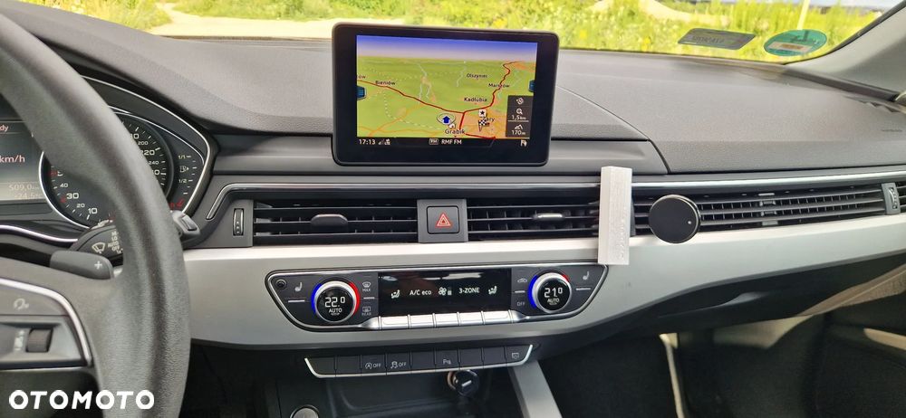 Audi A4 Avant 2.0 TDI S tronic - 13