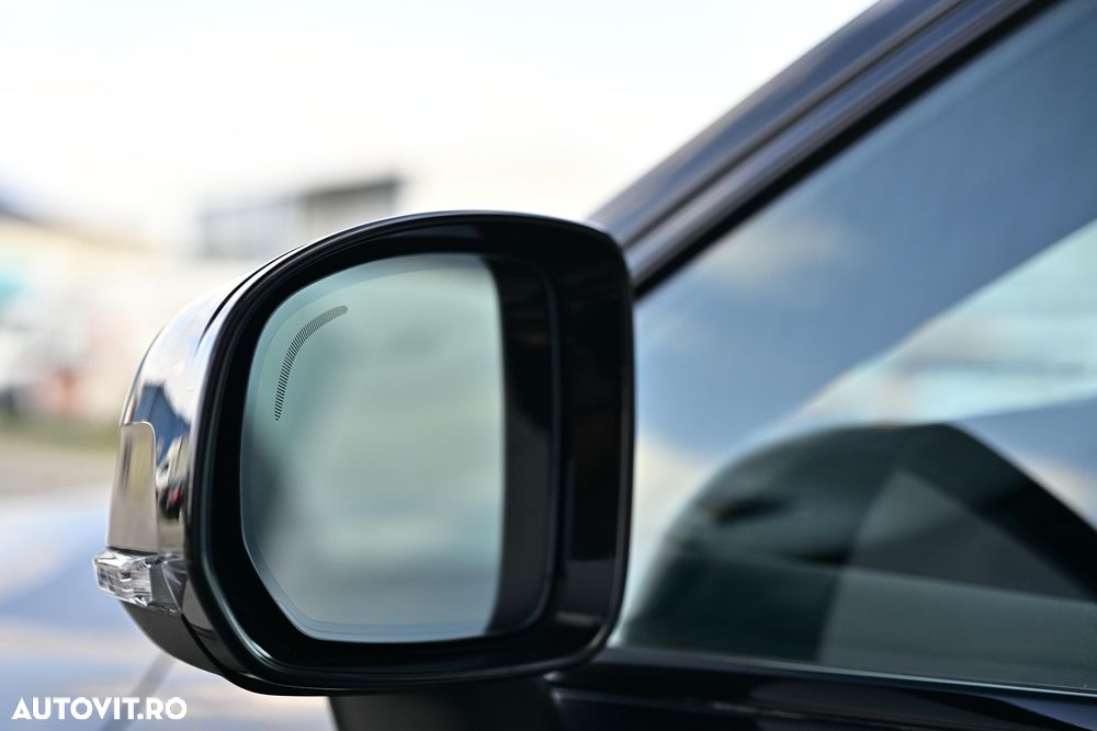 Volvo XC 60 T6 AWD Geartronic RDesign - 12