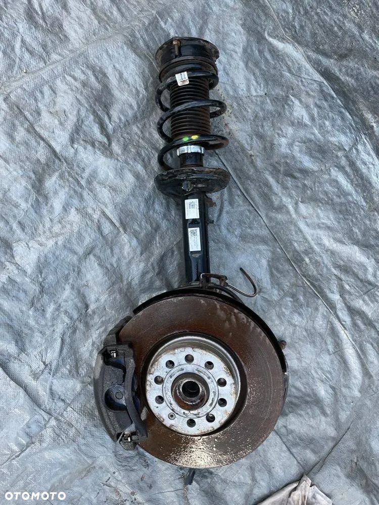 VW TOURAN III 5TA AMORTYZATOR MCPERSON LEWY PRZÓD