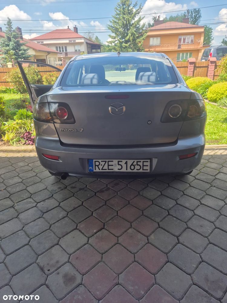 Mazda 3 - 3