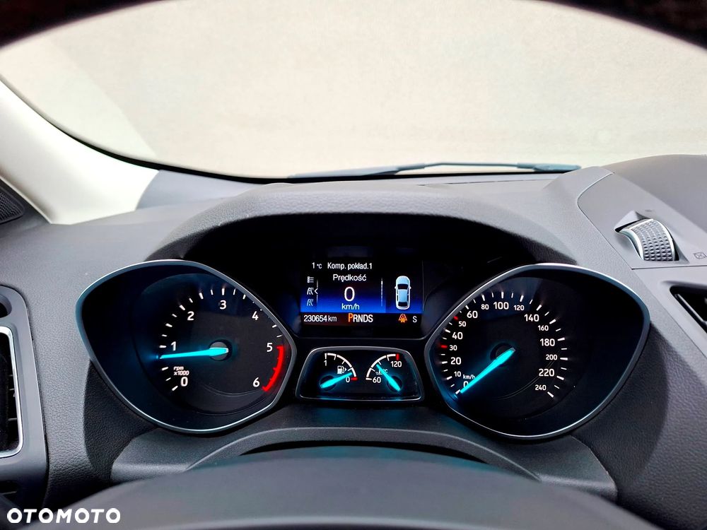 Ford Kuga 2.0 TDCi AWD Titanium - 35