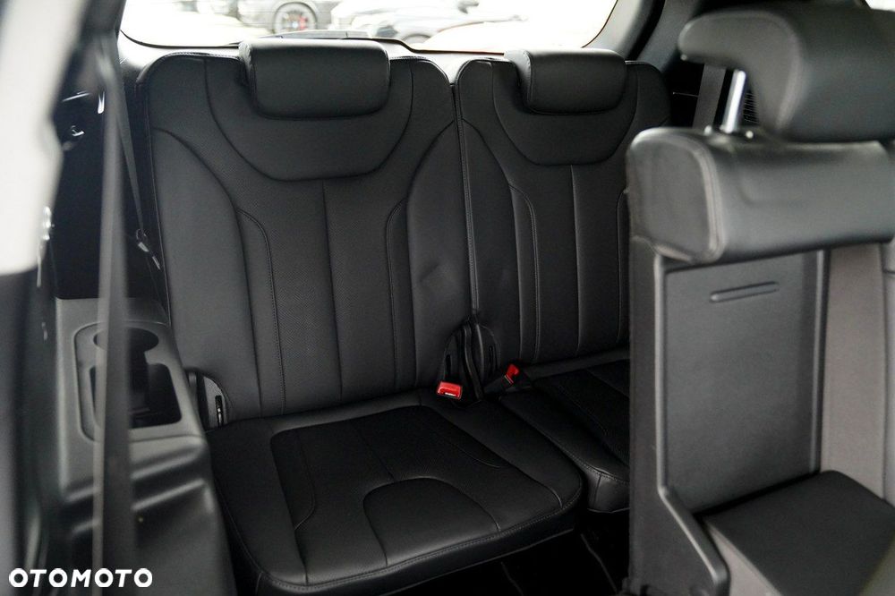 Hyundai Santa Fe - 33