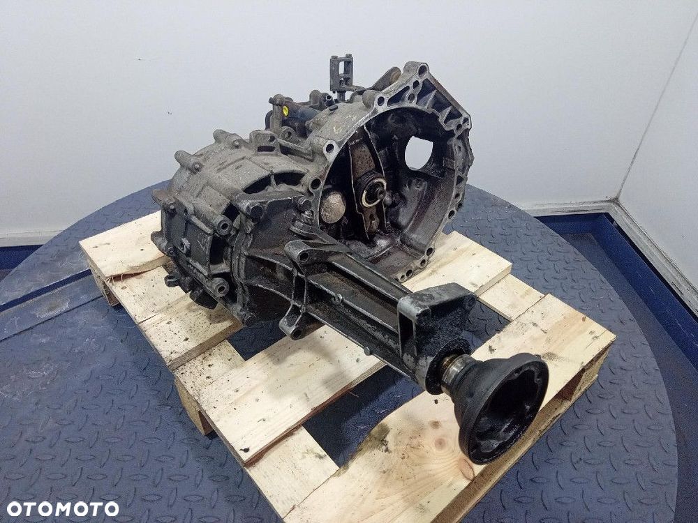 VW TRANSPORTER T4 90-95 2.4 D 78KM SKRZYNIA BIEGÓW MANUALNA AYF 5MT - 6