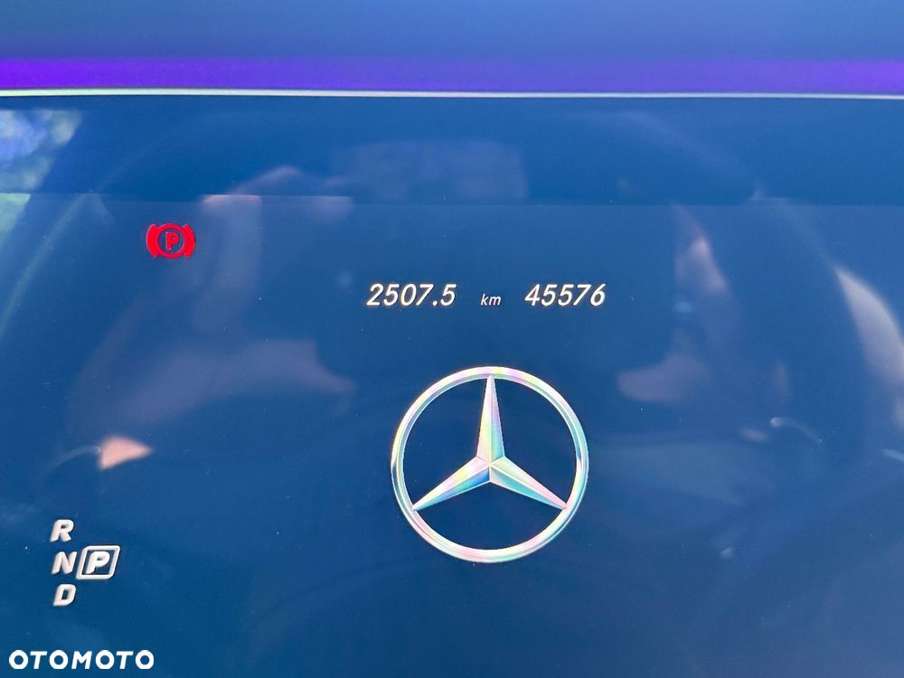 Mercedes-Benz Klasa E AMG 63 4-Matic+ - 26