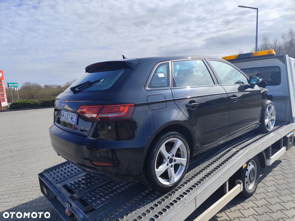 Audi A3 Sportback 2.0 TDI S tronic sport - 14