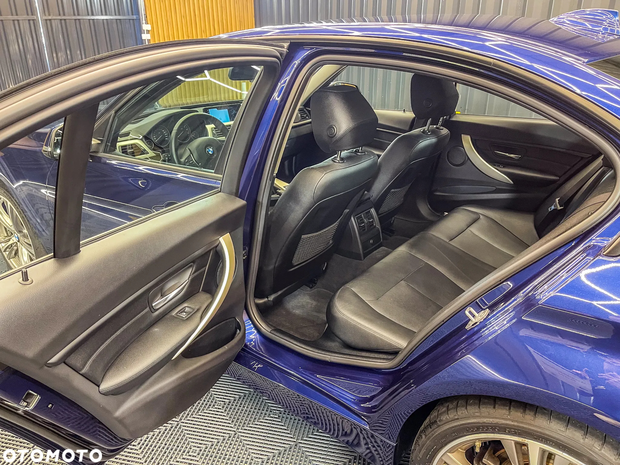 BMW Seria 4 420d xDrive M Sport - 14