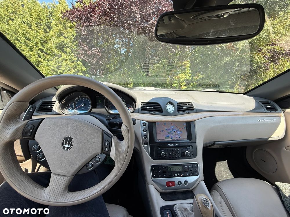 Maserati GranCabrio - 18