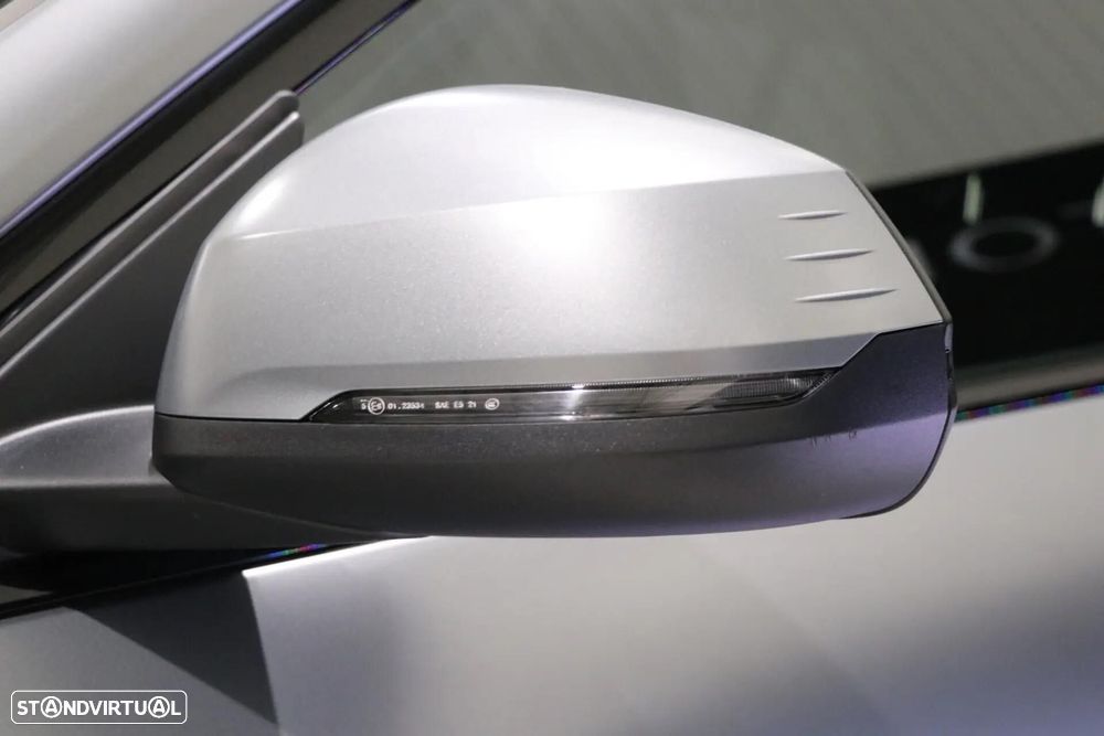 BMW iX2 eDrive20 Pack Desportivo M Pro - 19