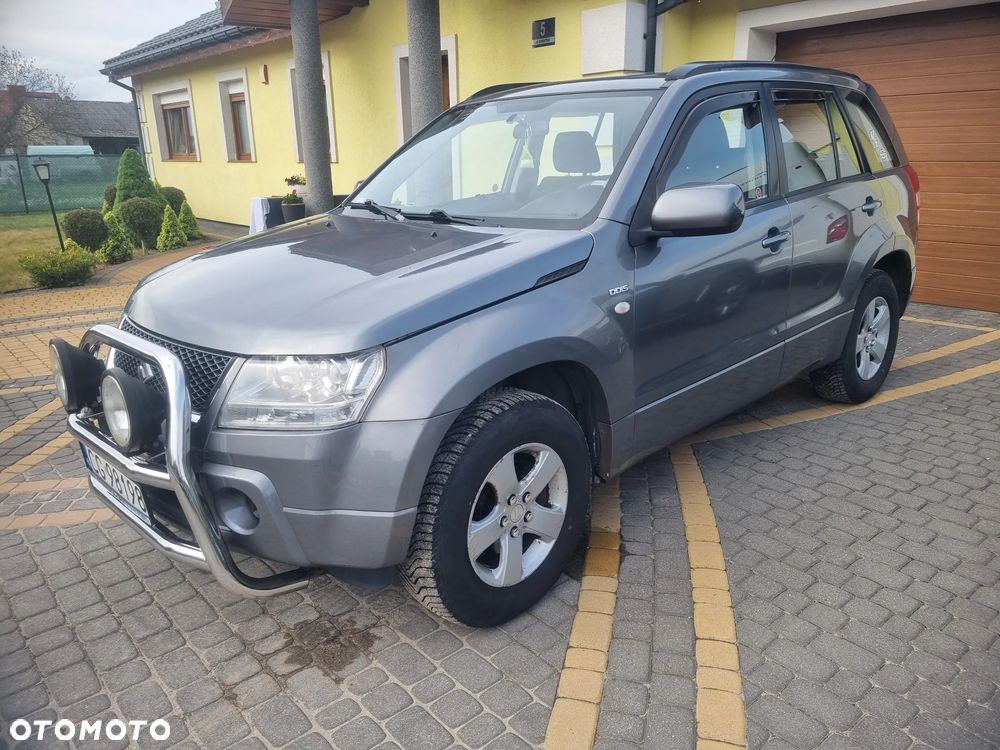 Suzuki Grand Vitara 1.9 DDiS Comfort DPF - 17