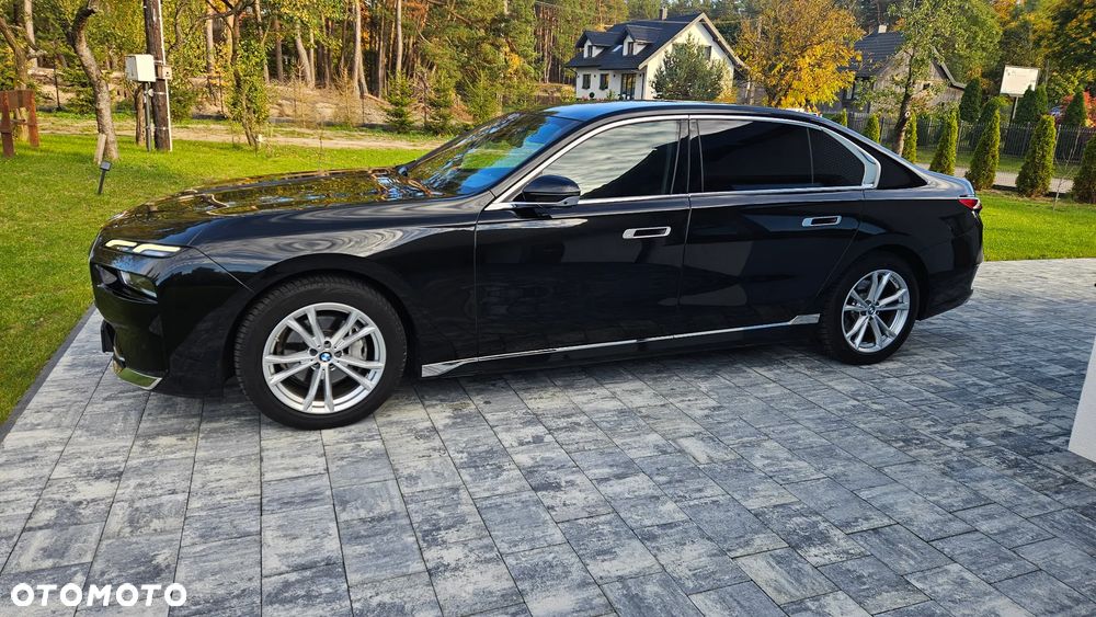 BMW Seria 7 - 19