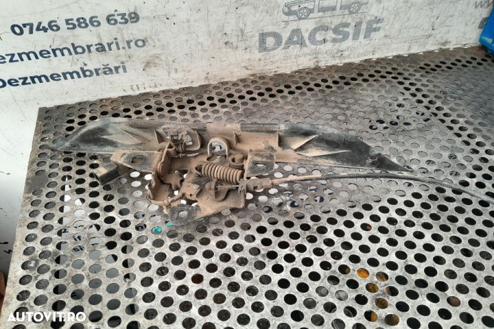 Broasca capota motor 3B0823603C Volkswagen VW Passat B5.5 (facelift) - 4