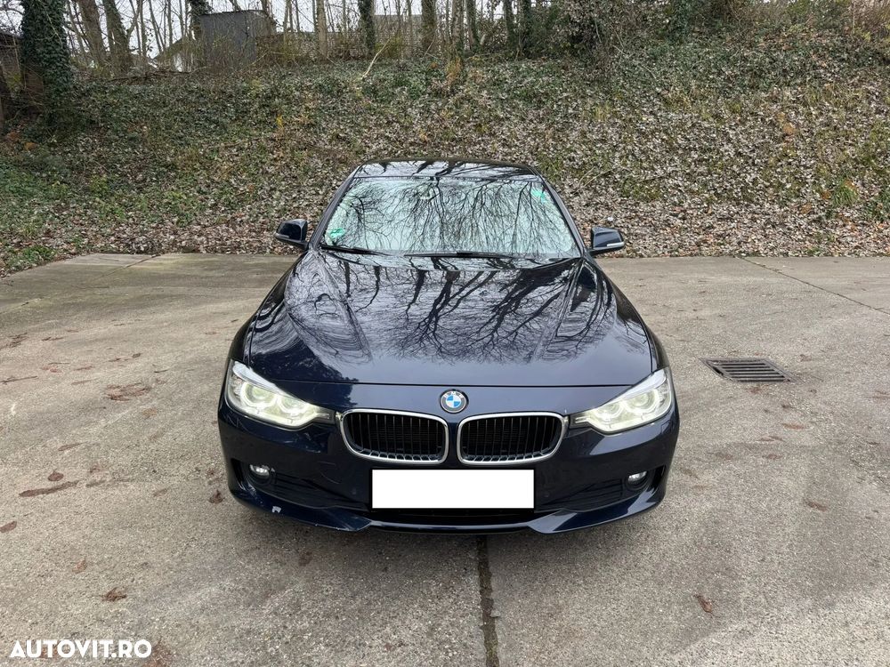 BMW Seria 3 320d Touring xDrive Aut. Luxury Line - 12