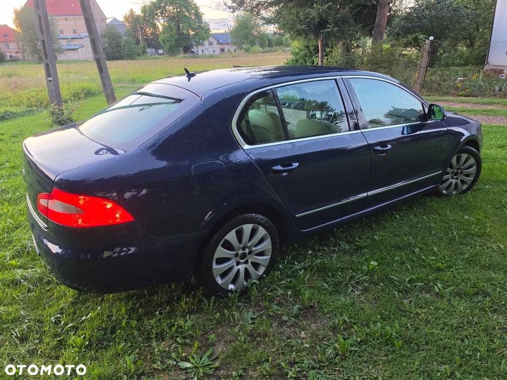 Skoda Superb 2.0 TDI Comfort - 2