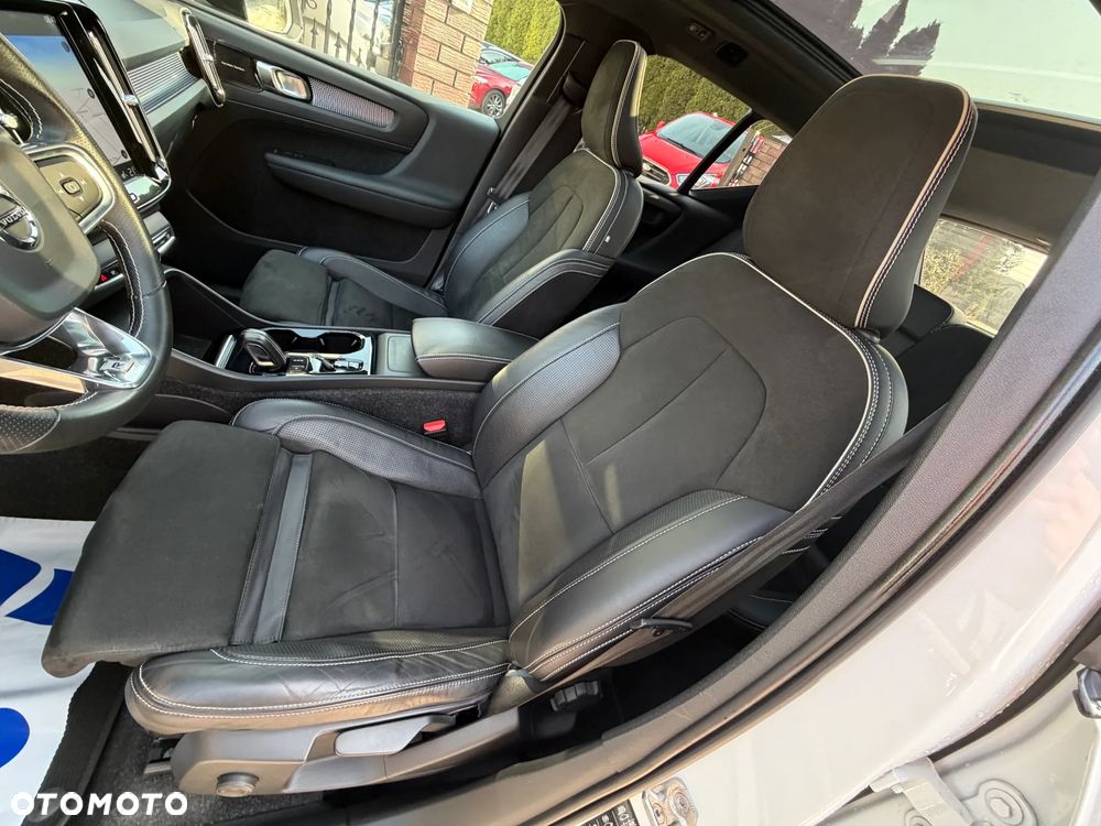 Volvo XC 40 T5 AWD R-Design - 10