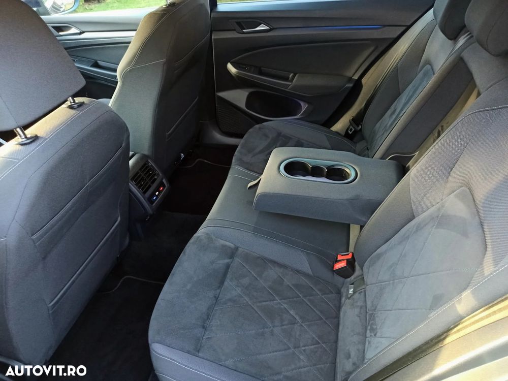 Volkswagen Golf 2.0 TDI SCR DSG Style - 9