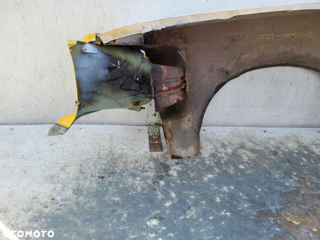Ford Mustang 1 błotnik prawy przedni przód okular - 14