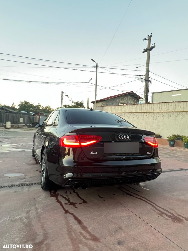 Audi A4 2.0 TDI quattro Stronic - 4