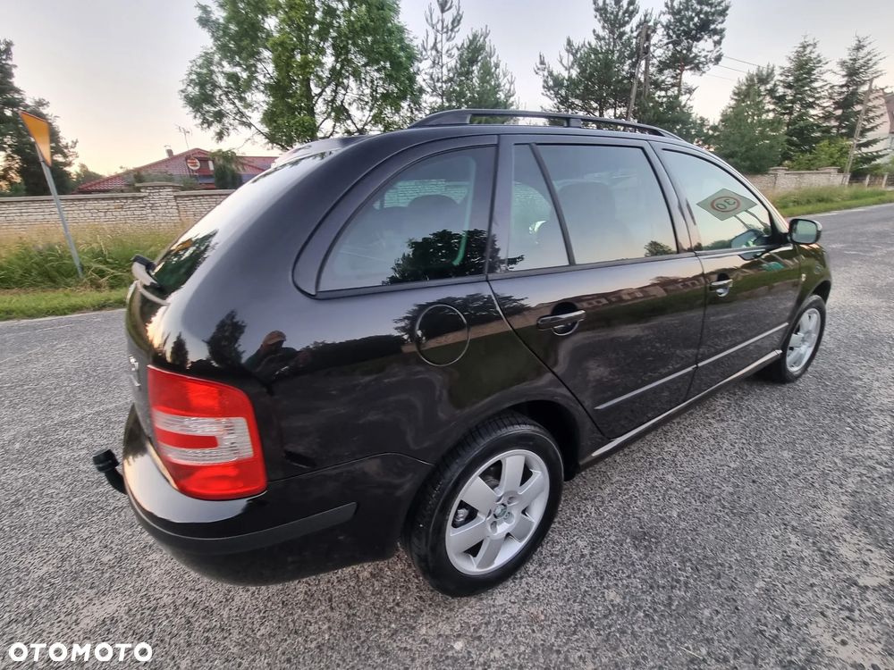 Skoda Fabia 1.4 16V Elegance - 11