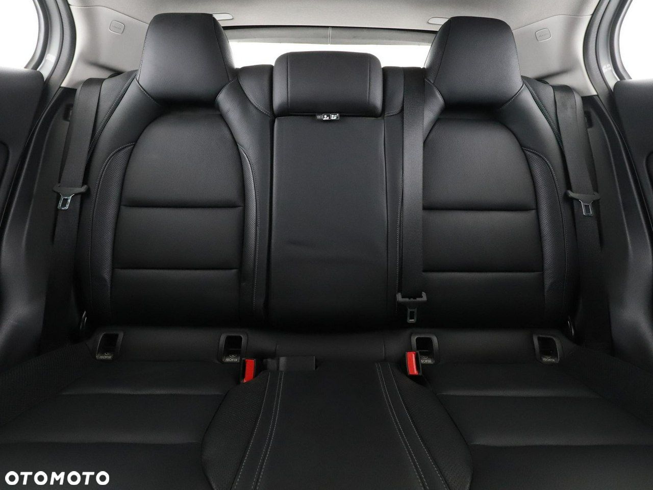 Mercedes-Benz GLA 200 Urban - 18