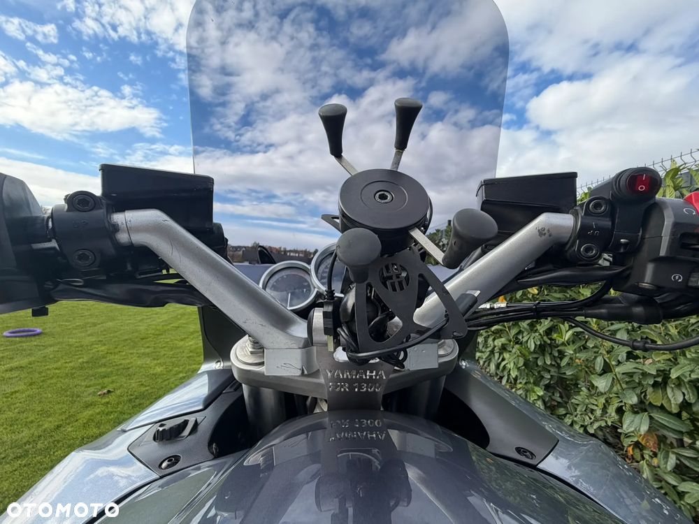Yamaha FJR - 12