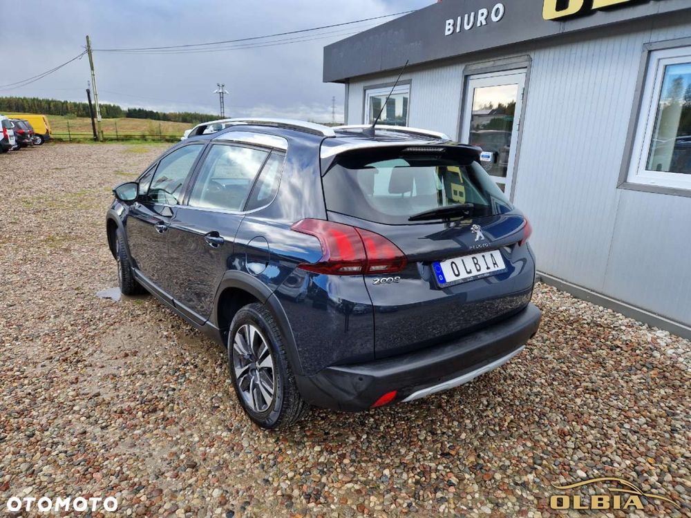 Peugeot 2008 - 11
