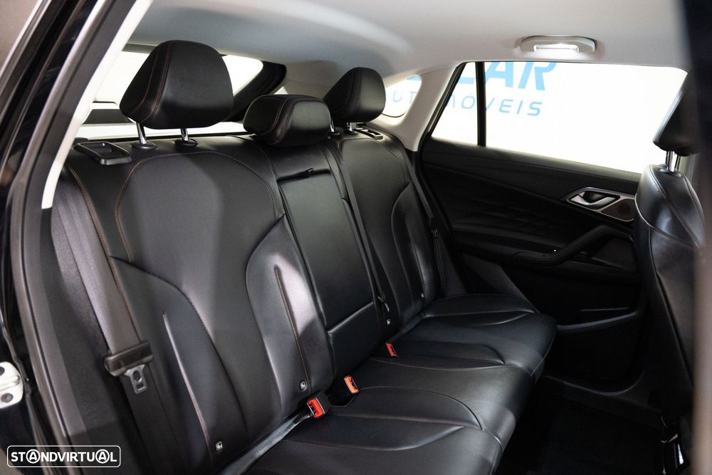 MG HS 1.5 Plug-in Hybrid Luxury - 30
