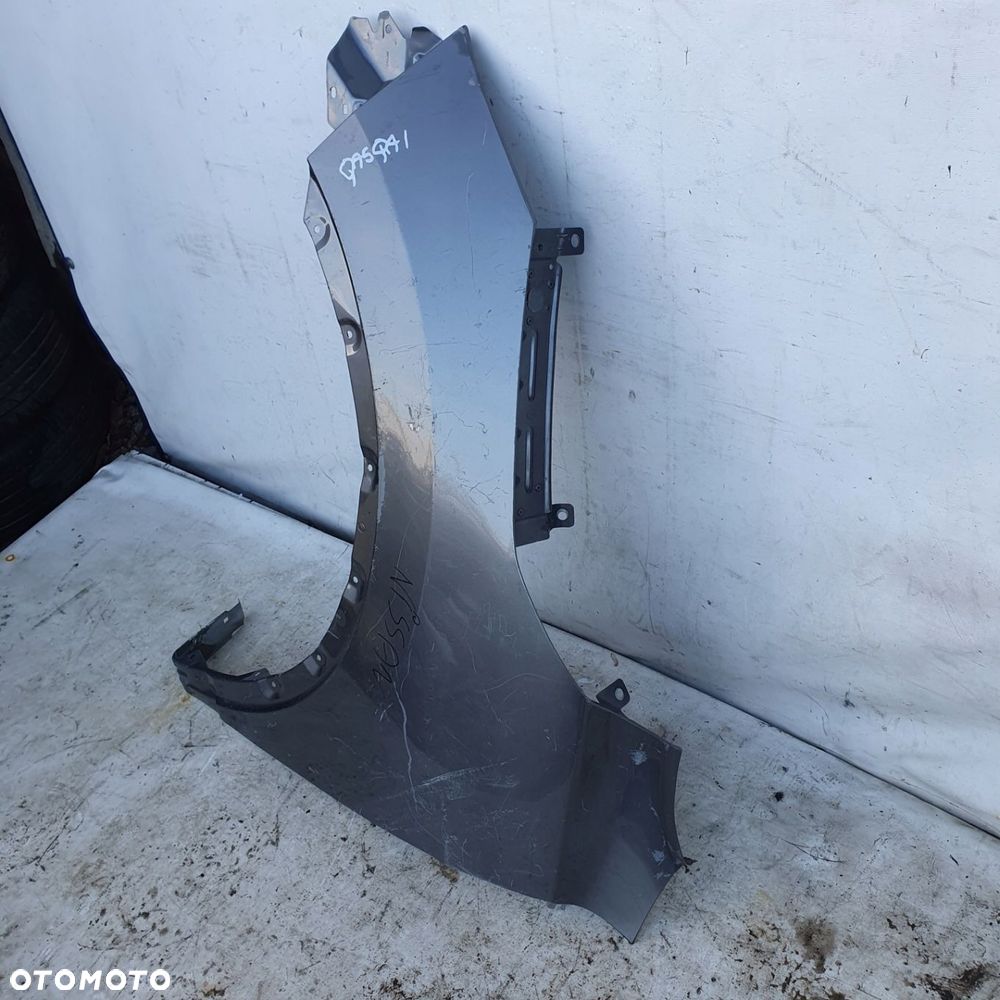 błotnik lewy przód Nissan Qashqai J11 - 2