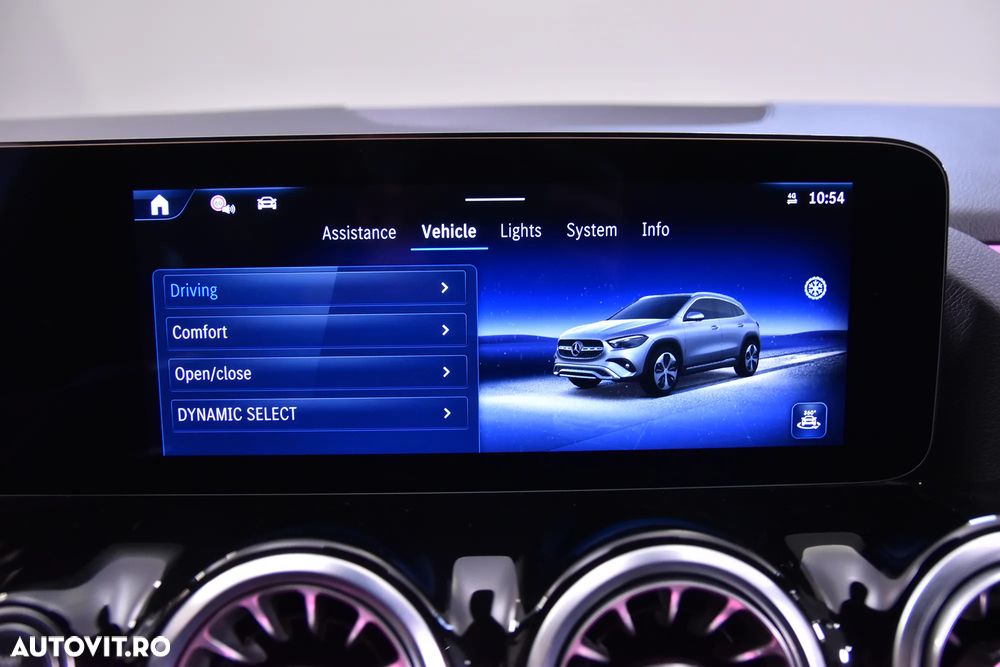 Mercedes-Benz GLA 200 d 4MATIC Aut. - 23
