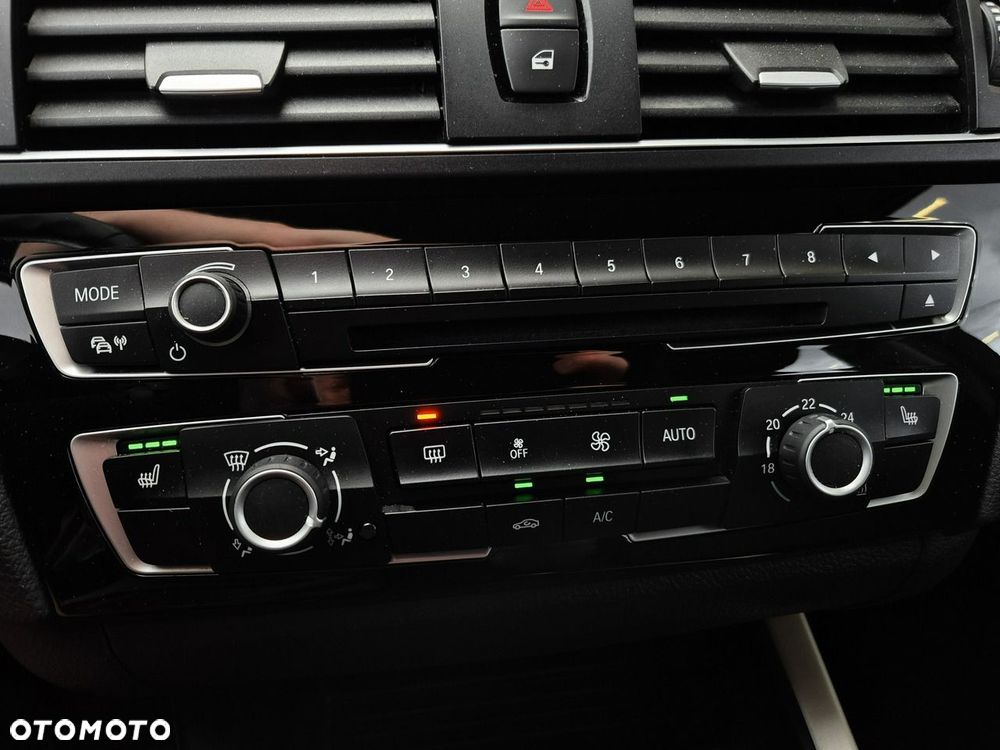BMW Seria 1 118i Advantage - 11
