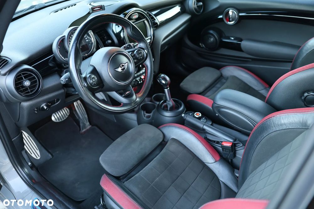 MINI Cooper S Standard - 9
