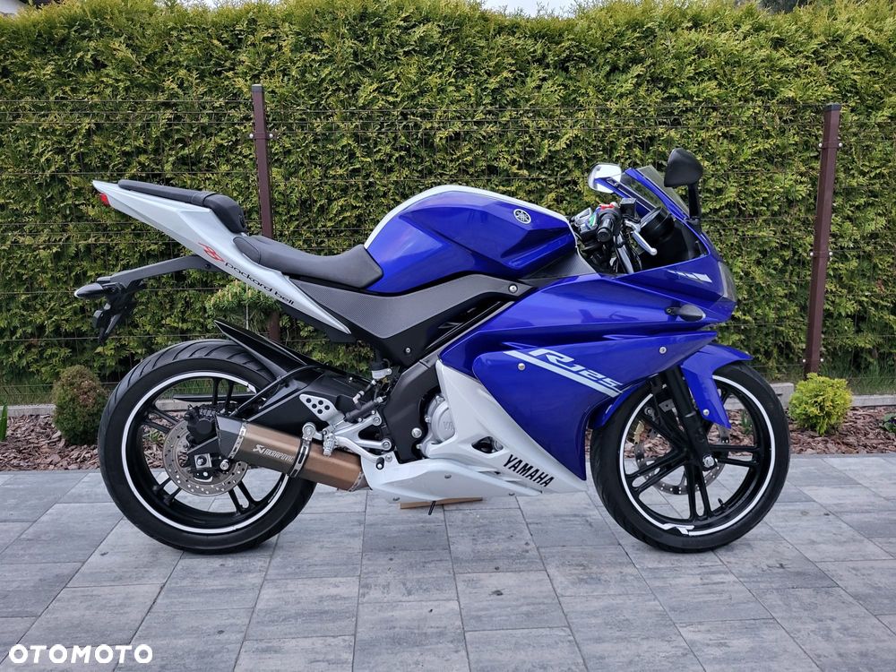 Yamaha YZF - 8