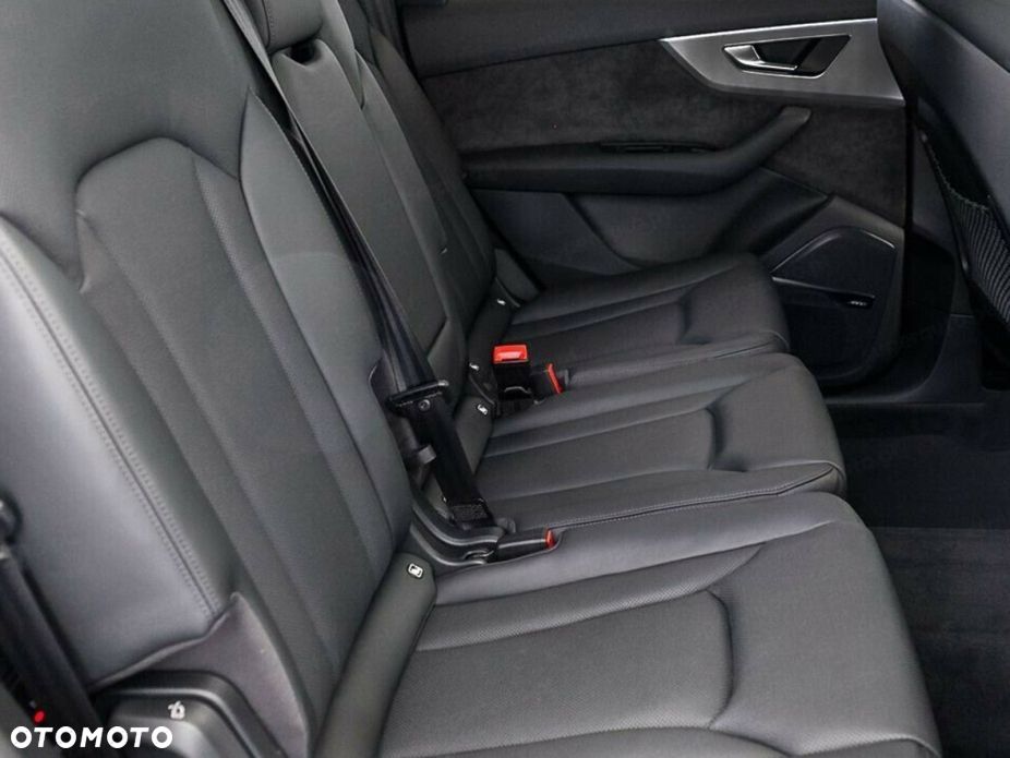Audi Q7 - 14